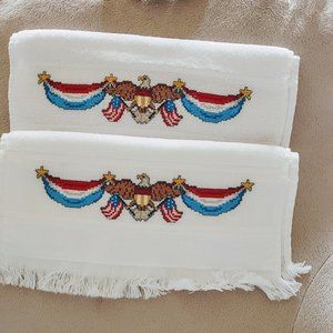 Set of 2 Patriotic Guest Towels